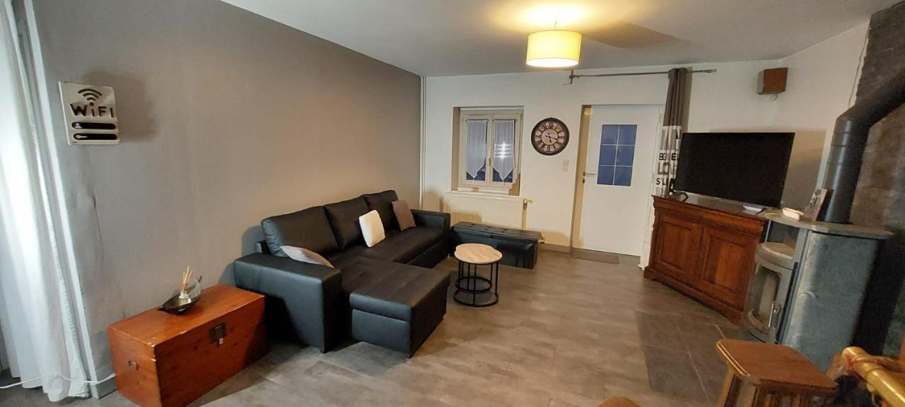 La Talonniere, Maison De Village Avec Terrasse Et 3 Chambres Messas 外观 照片
