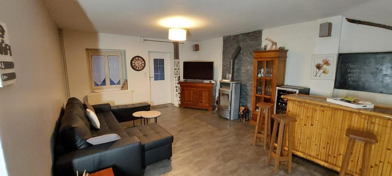 La Talonniere, Maison De Village Avec Terrasse Et 3 Chambres Messas 外观 照片
