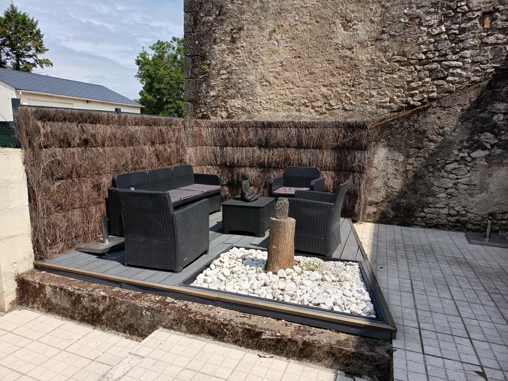 La Talonniere, Maison De Village Avec Terrasse Et 3 Chambres Messas 外观 照片